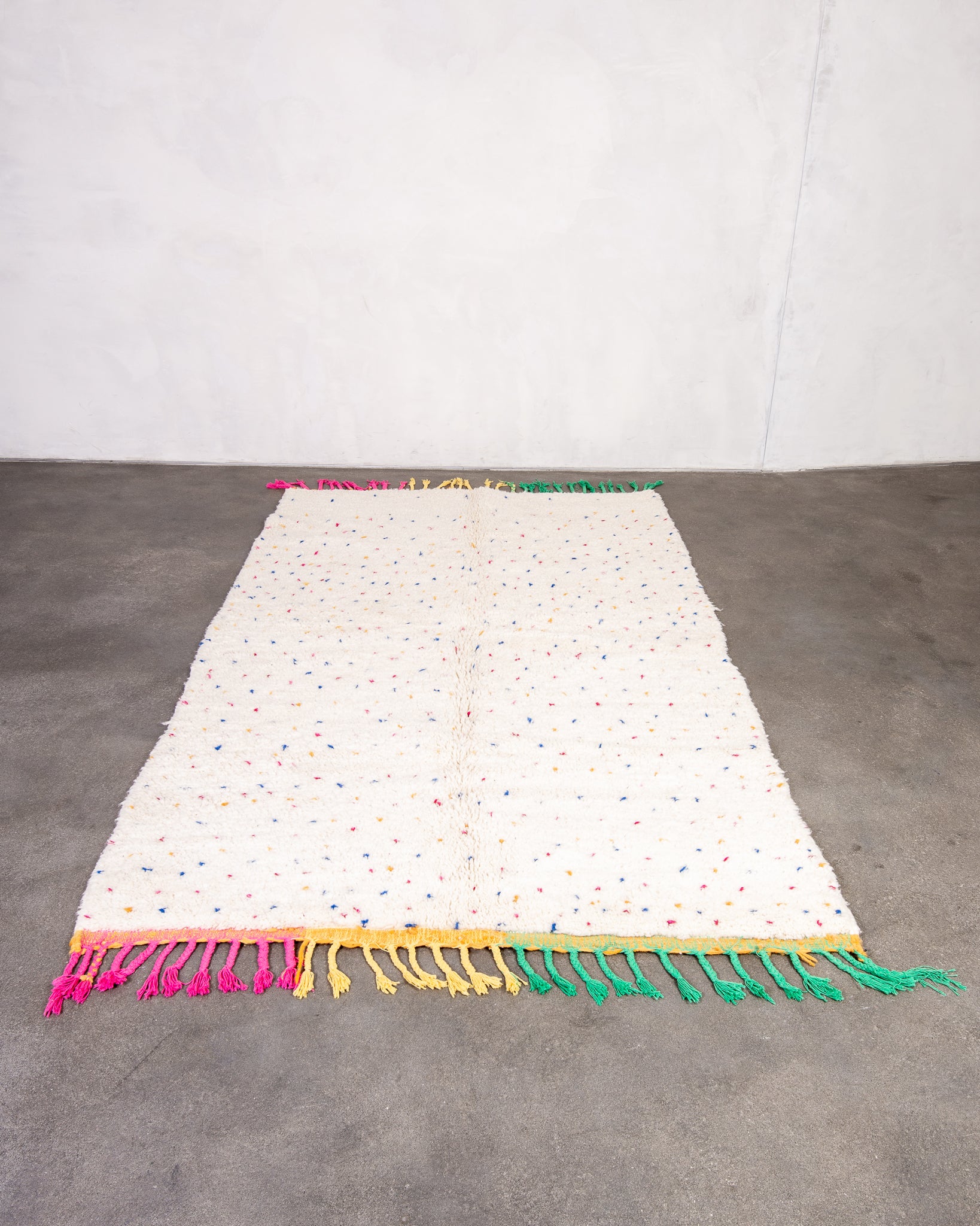 Modern designer handcrafted Berber rug from morocco Beniourain with beautiful colors and patterns